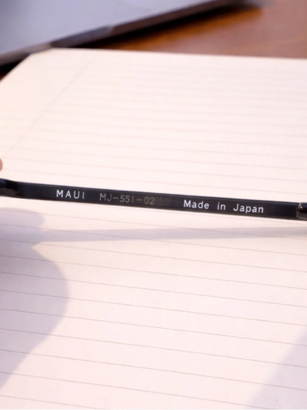 Maui Jim Hulu MJ-551-02 Titanium Sunglasses – Polarized | Made in Japan